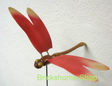 Gartenstecker Libelle mit beweglichen Flügeln Rot